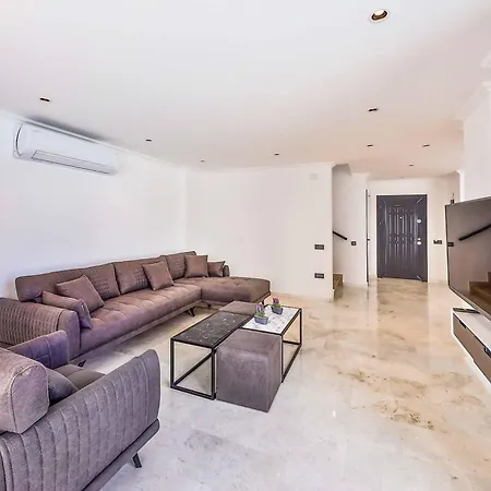 Tanyeli 3 Hotel *